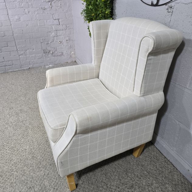PreLoved Wingback Armchair: A Touch of Elegance and Comfort PreLoved Wingback Armchair: A Touch of Elegance and Comfort