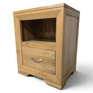 Bevel Natural Solid Oak Bedside Table - Second-Hand Elegance Bevel Natural Solid Oak Bedside Table - Second-Hand Elegance
