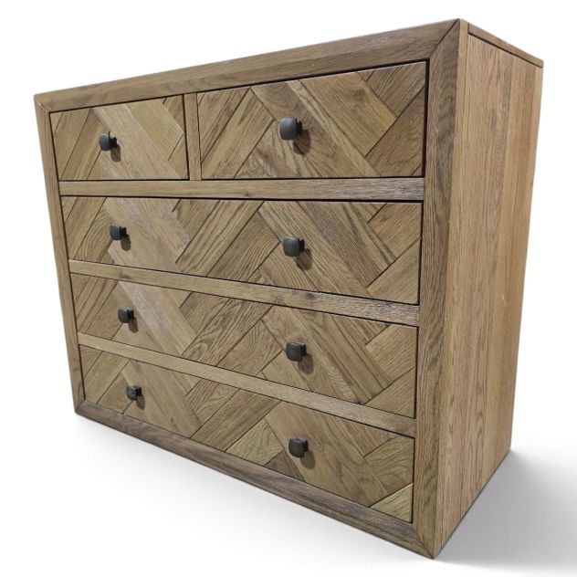 Pre-loved Oak FurnitureLand Parquet Chest of Drawers: Solid Oak, Herringbone Pattern, Dovetail Joints Pre-loved Oak FurnitureLand Parquet Chest of Drawers: Solid Oak, Herringbone Pattern, Dovetail Joints