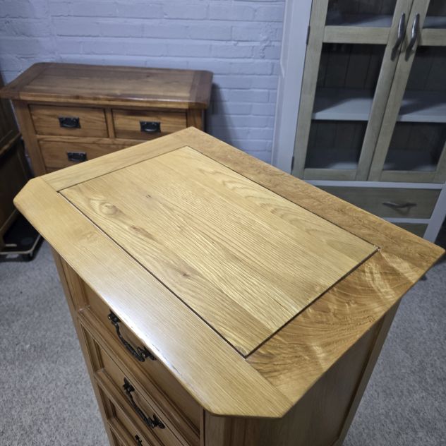 Elegant Oak Furniture Land Edinburgh Solid Oak Tallboy - Perfect for Any Bedroom Elegant Oak Furniture Land Edinburgh Solid Oak Tallboy - Perfect for Any Bedroom