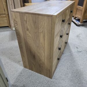 Pre-loved Oak FurnitureLand Parquet Chest of Drawers: Solid Oak, Herringbone Pattern, Dovetail Joints Pre-loved Oak FurnitureLand Parquet Chest of Drawers: Solid Oak, Herringbone Pattern, Dovetail Joints