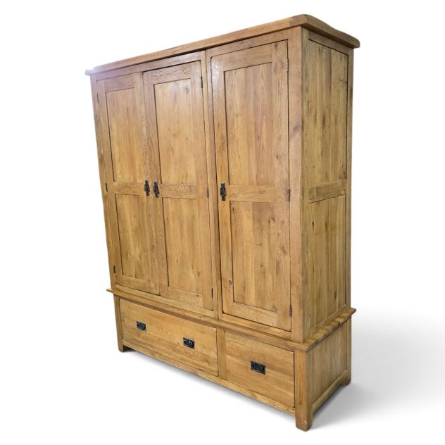 Only one left, grab it before your neighbour does! This second hand Oak Furniture Land Original Rustic Triple Wardrobe is a steal at 73% off Only one left, grab it before your neighbour does! This second hand Oak Furniture Land Original Rustic Triple Wardrobe is a steal at 73% off