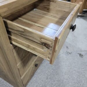 Pre-loved Oak FurnitureLand Parquet Chest of Drawers: Solid Oak, Herringbone Pattern, Dovetail Joints Pre-loved Oak FurnitureLand Parquet Chest of Drawers: Solid Oak, Herringbone Pattern, Dovetail Joints