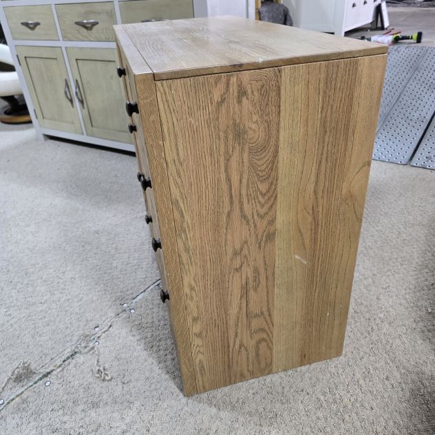 Pre-loved Oak FurnitureLand Parquet Chest of Drawers: Solid Oak, Herringbone Pattern, Dovetail Joints Pre-loved Oak FurnitureLand Parquet Chest of Drawers: Solid Oak, Herringbone Pattern, Dovetail Joints