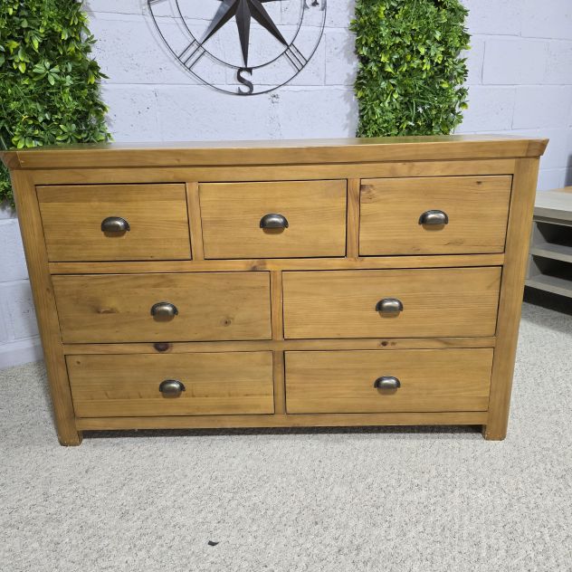 Pre-owned Solid Pine Double Chest of Drawers: Timeless Quality at a Fraction of the Cost Pre-owned Solid Pine Double Chest of Drawers: Timeless Quality at a Fraction of the Cost
