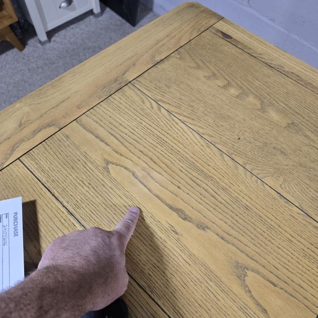 Explore the timeless quality of this second-hand Oak Furniture Land solid oak dining table Explore the timeless quality of this second-hand Oak Furniture Land solid oak dining table