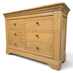 Peek inside its story... then write your own chapter with this PreLoved Barker and Stonehouse solid oak chest. Huge savings await! Peek inside its story... then write your own chapter with this PreLoved Barker and Stonehouse solid oak chest. Huge savings await!