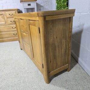 Peek inside its story... then write your own chapter with this pre-loved Oak Furniture land Orrick Solid Oak Sideboard. Peek inside its story... then write your own chapter with this pre-loved Oak Furniture land Orrick Solid Oak Sideboard.