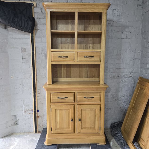Canterbury Solid Oak Dresser by Oak Furniture Land: Durable and Stylish Storage Solution Canterbury Solid Oak Dresser by Oak Furniture Land: Durable and Stylish Storage Solution