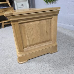 Explore the Canterbury blanket box from Oak Furniture Land, built to last with solid oak and traditional craftsmanship. Save 49% and enjoy affordable luxury. Explore the Canterbury blanket box from Oak Furniture Land, built to last with solid oak and traditional craftsmanship. Save 49% and enjoy affordable luxury.
