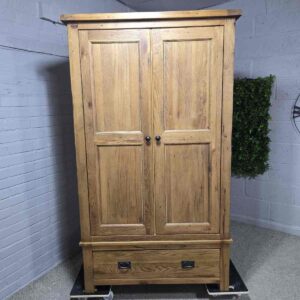 Explore the timeless quality of this pre-owned Barker and Stonehouse double wardrobe in solid oak Explore the timeless quality of this pre-owned Barker and Stonehouse double wardrobe in solid oak