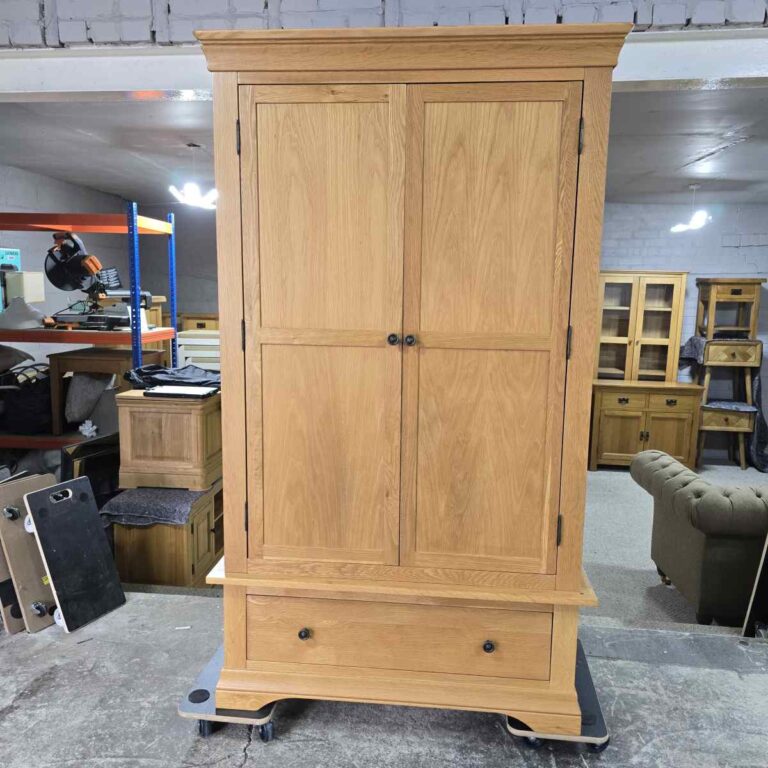 PreLoved Barker and Stonehouse Solid Oak Double Wardrobe: Timeless Quality and Maximum Savings PreLoved Barker and Stonehouse Solid Oak Double Wardrobe: Timeless Quality and Maximum Savings