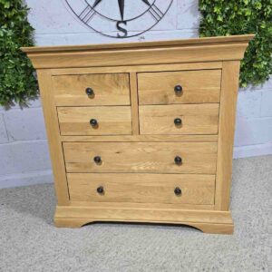 Elevate Your Space with This Pre-Owned Barker and Stonehouse Solid Oak Chest - Save Hundreds Elevate Your Space with This Pre-Owned Barker and Stonehouse Solid Oak Chest - Save Hundreds