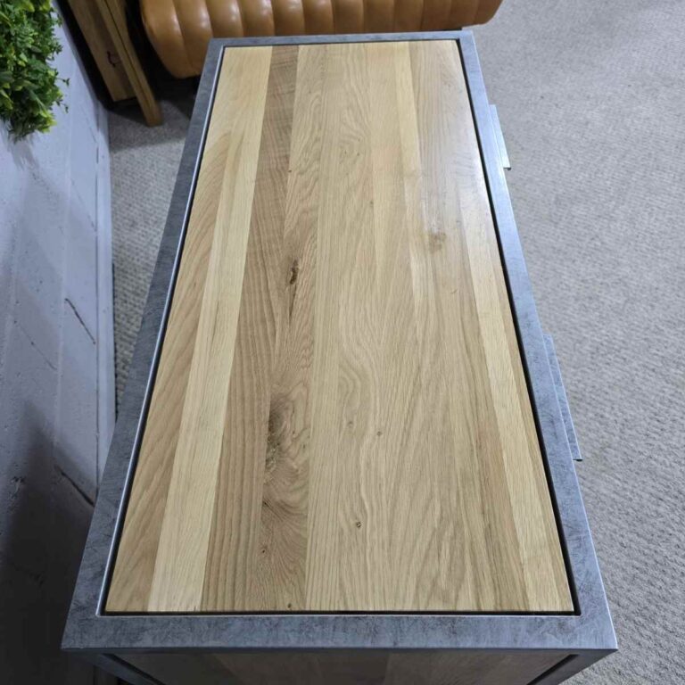 Elegant PreLoved Oak Furniture land Brooklyn Chest in Solid Oak and Steel Elegant PreLoved Oak Furniture land Brooklyn Chest in Solid Oak and Steel