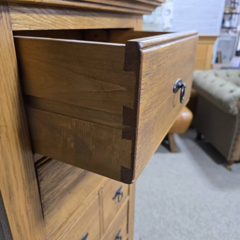Barker and Stonehouse Solid Oak Tallboy: Timeless Quality and Maximum Savings Barker and Stonehouse Solid Oak Tallboy: Timeless Quality and Maximum Savings