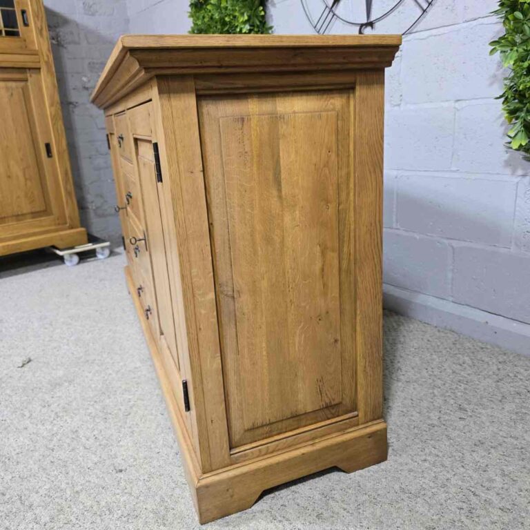 Explore the rustic elegance of this PreLoved Barker and Stonehouse French oak sideboard. Save 89% and enjoy luxury at a fraction of the cost. Explore the rustic elegance of this PreLoved Barker and Stonehouse French oak sideboard. Save 89% and enjoy luxury at a fraction of the cost.
