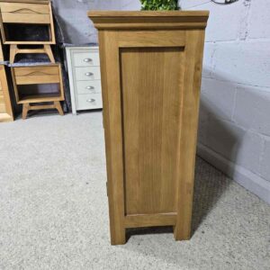 Peek inside its story... then write your own chapter with this pre-loved solid oak sideboard. Peek inside its story... then write your own chapter with this pre-loved solid oak sideboard.