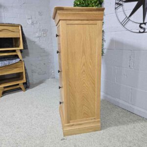 Explore the elegance of this pre-loved Barker and Stonehouse solid oak tallboy with five drawers. Perfect for stylish and practical storage. Explore the elegance of this pre-loved Barker and Stonehouse solid oak tallboy with five drawers. Perfect for stylish and practical storage.